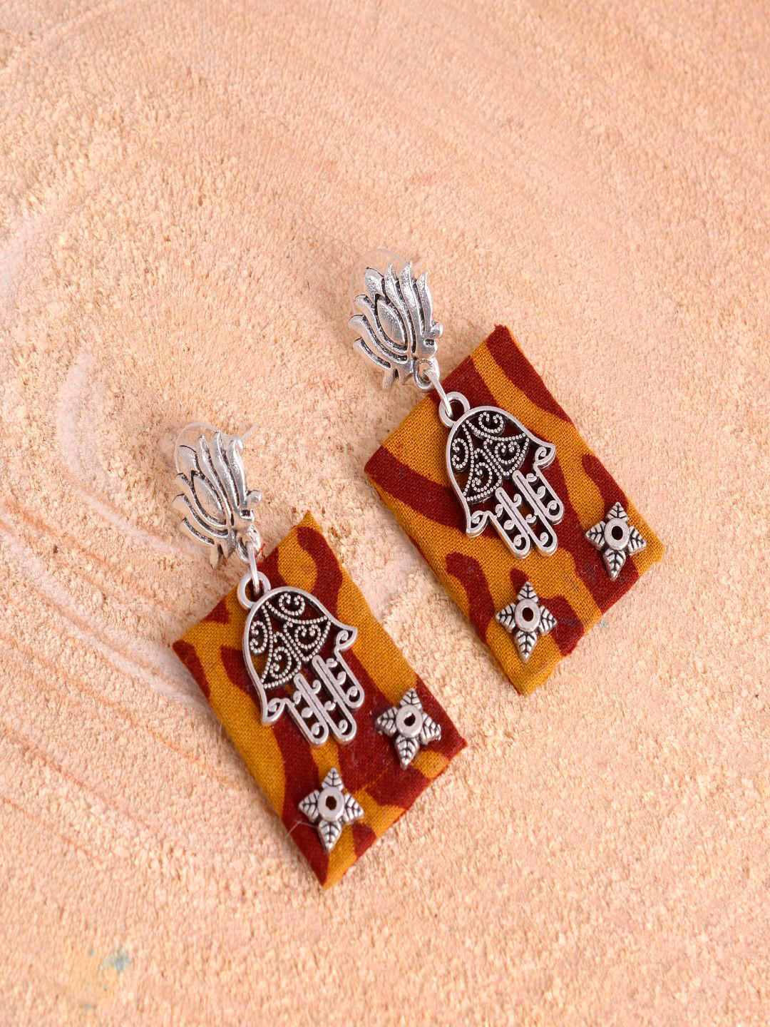 

kashwini Silver-Toned & Brown Contemporary Drop Earrings