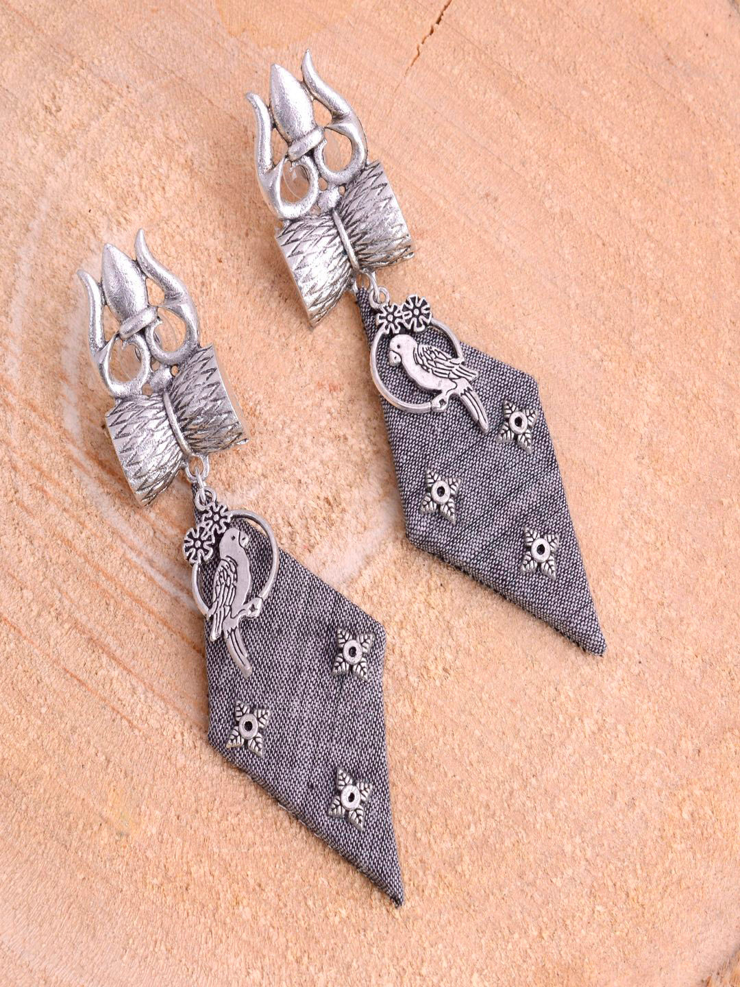 

kashwini Grey Silver-Plated Diamond Shaped Fabric Drop Earrings