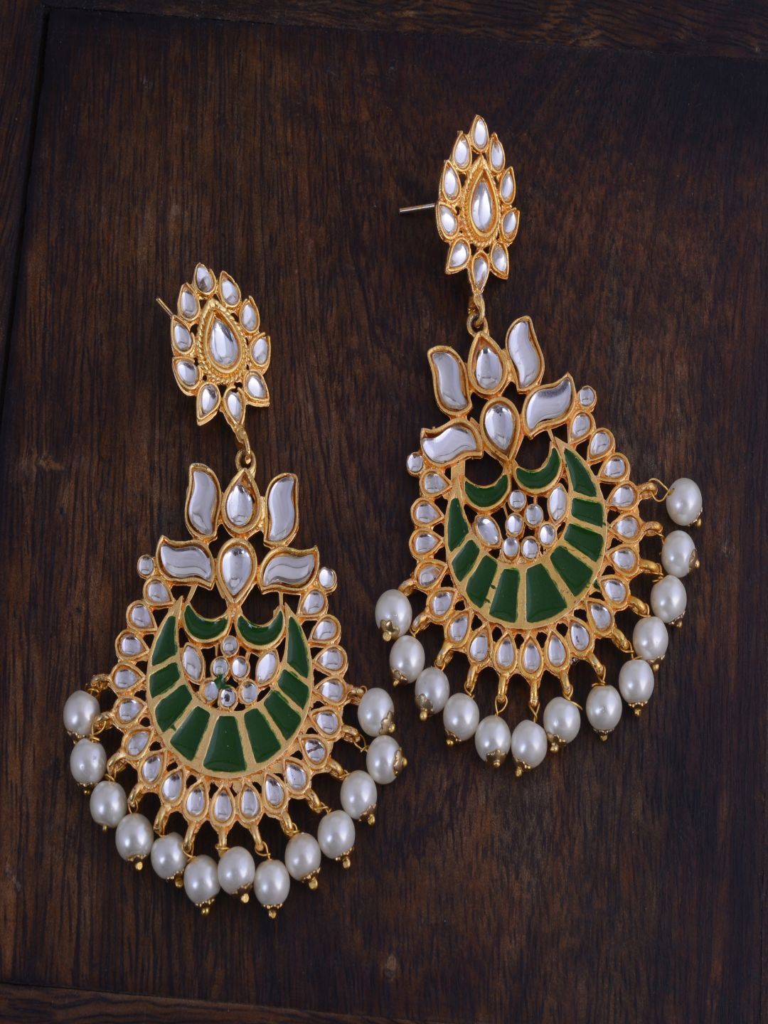 

kashwini Green & White Gold-Plated Contemporary Chandbalis Earrings
