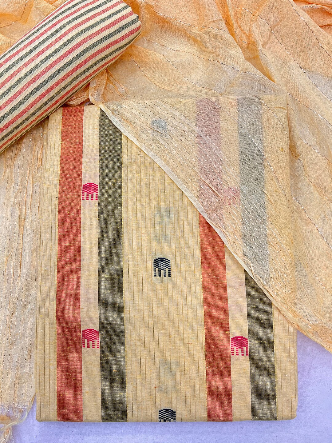 

Kvsfab Yellow & Green Unstitched Dress Material