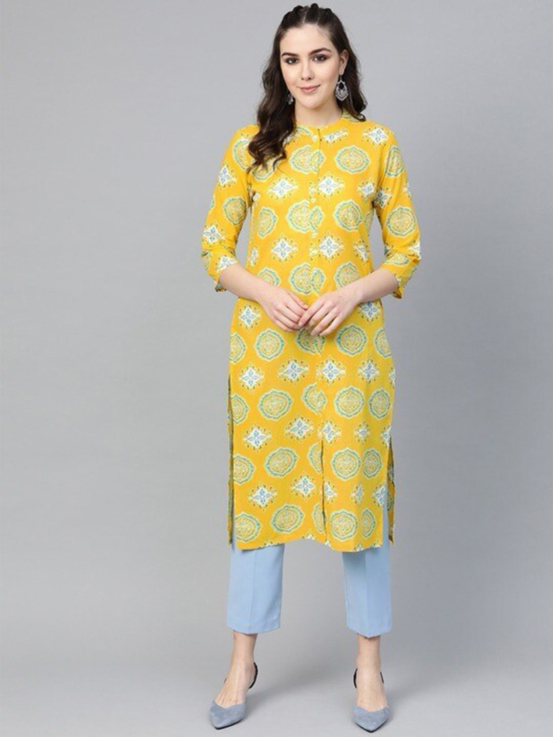 

Varanga Women Yellow & Blue Ethnic Motifs Printed Kurta