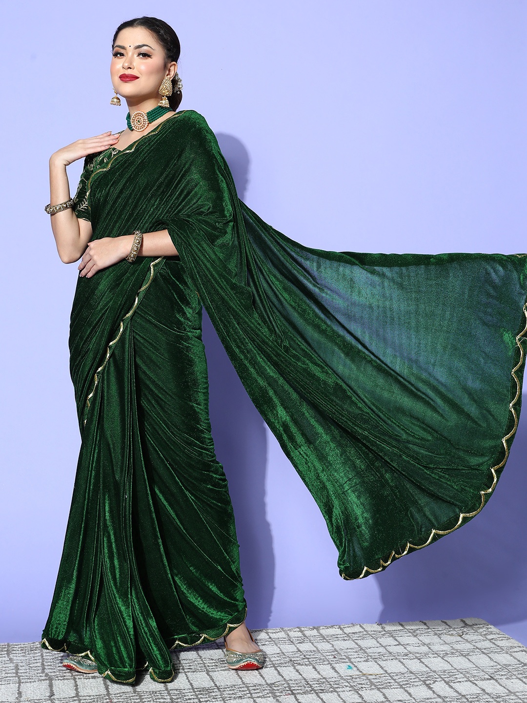 

Satrani Solid Saree with Embellished border, Green