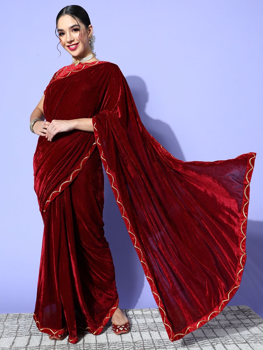 

Satrani Solid Saree with Embellished border, Maroon