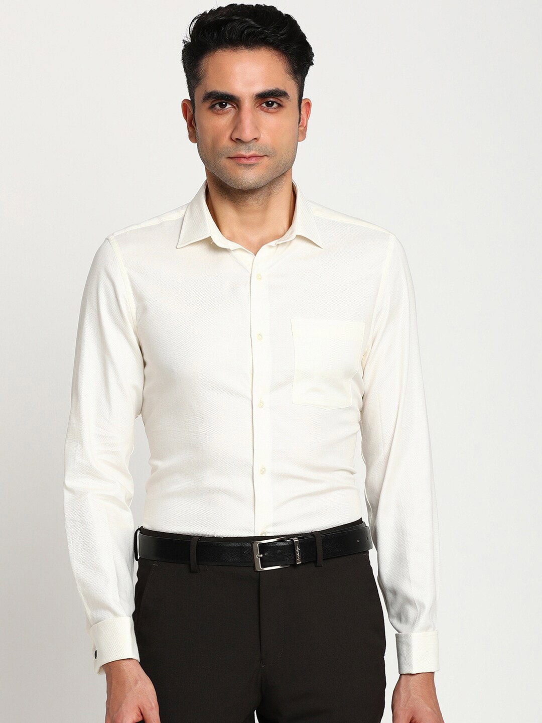 

Turtle Men White Slim Fit Cotton Formal Shirt