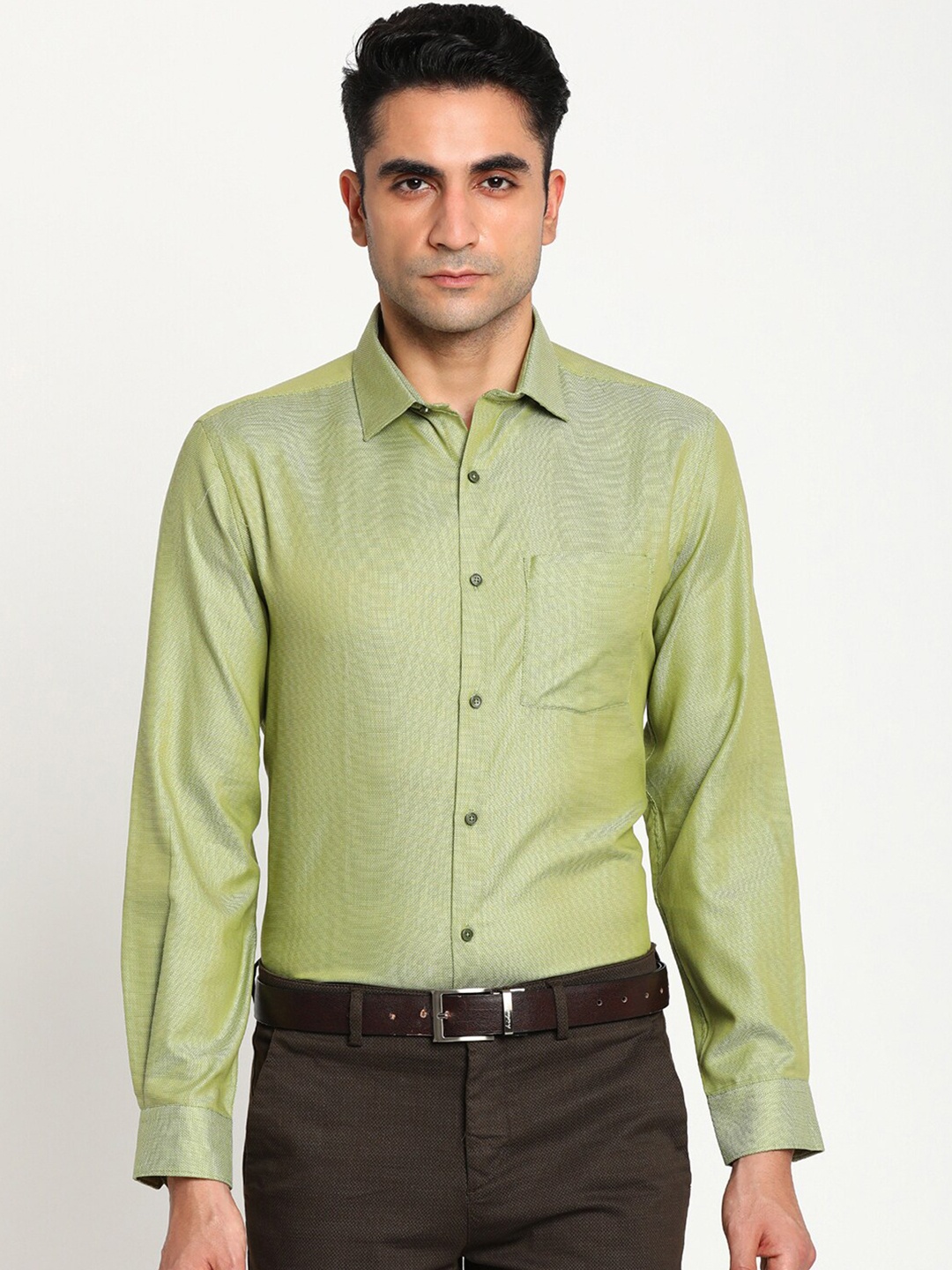 

Turtle Men Olive Green Regular Fit Casual Shirt