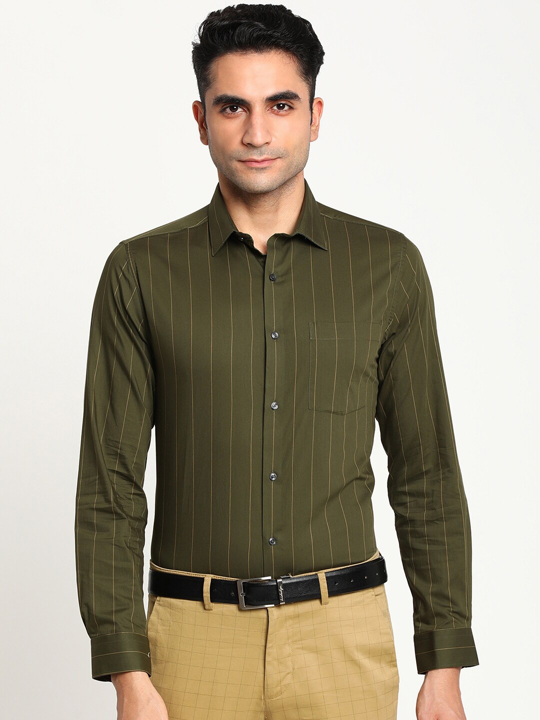 

Turtle Men Olive Green Slim Fit Striped Cotton Casual Shirt