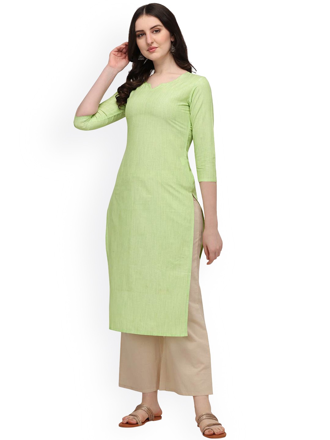 

HRITIKA Women Green Round Neck Straight Kurta