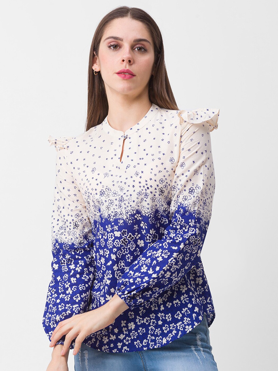 

Globus Blue & White Floral Print Keyhole Neck Ruffles Top