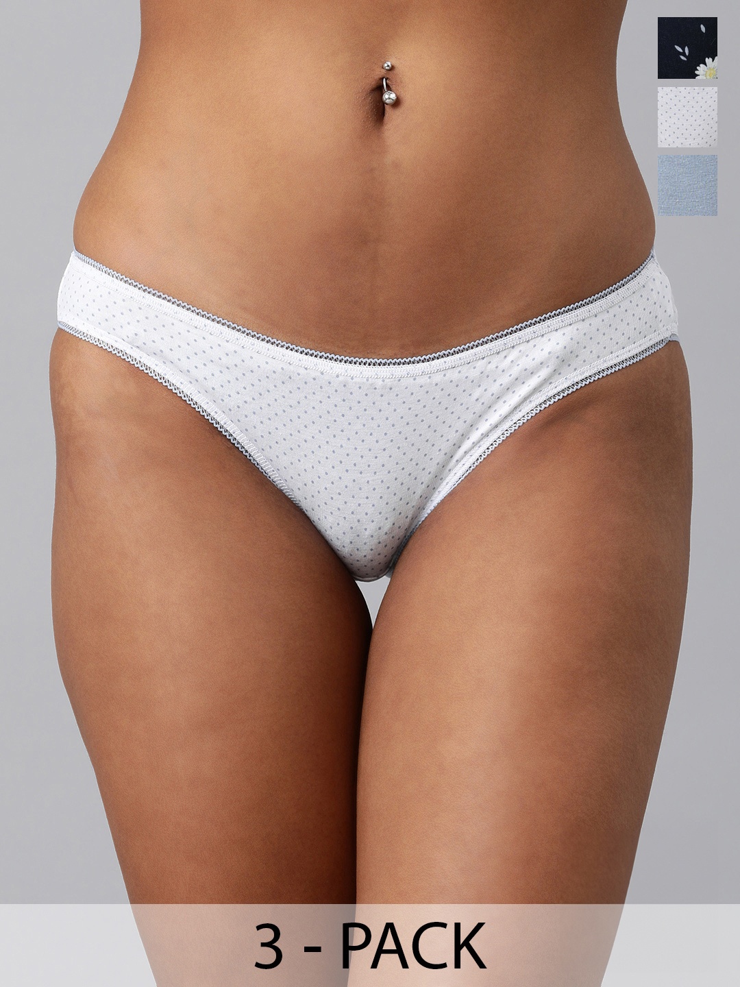 

Marks & Spencer Women Pack of 3 Seamless Bikini Briefs T612223K, Navy blue