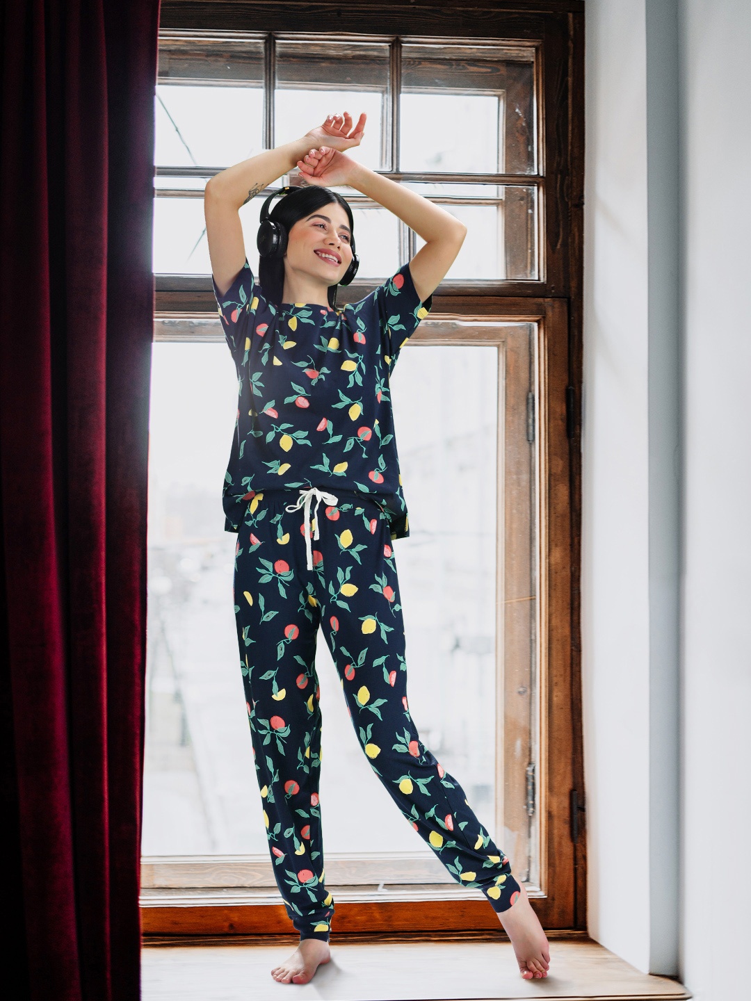 

Marks & Spencer Women Navy Blue & Green Printed Pure Cotton Night suit