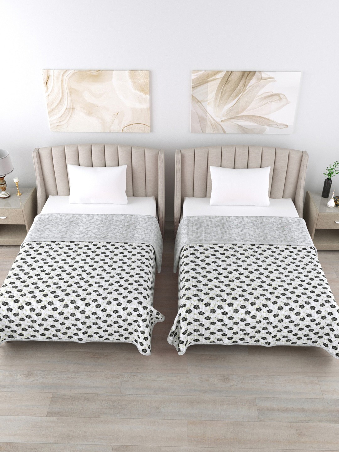 

Home Fresh Unisex Grey & White Blankets Quilts and Dohars