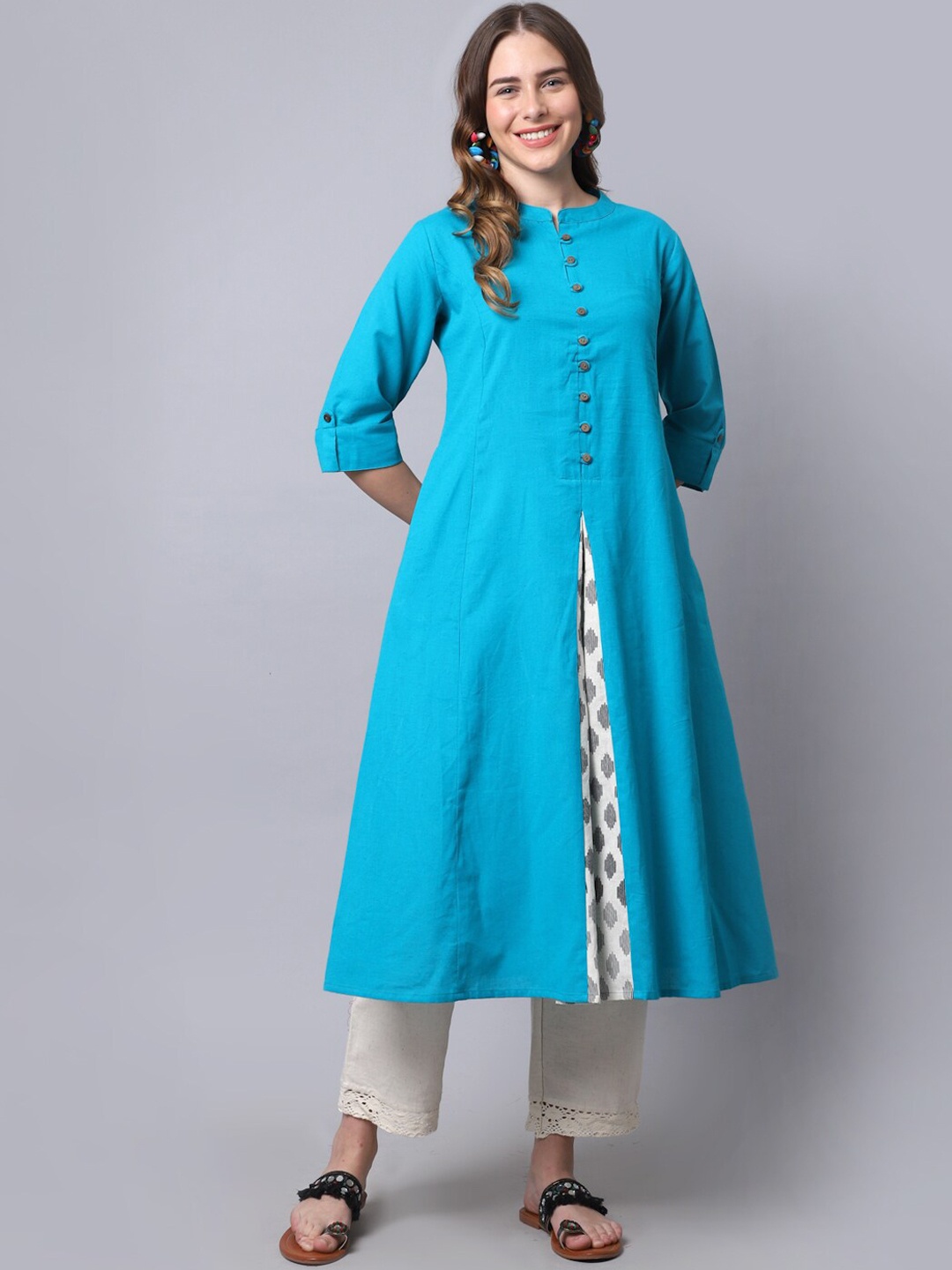 

Pistaa Women Turquoise Blue Thread Work Kurta