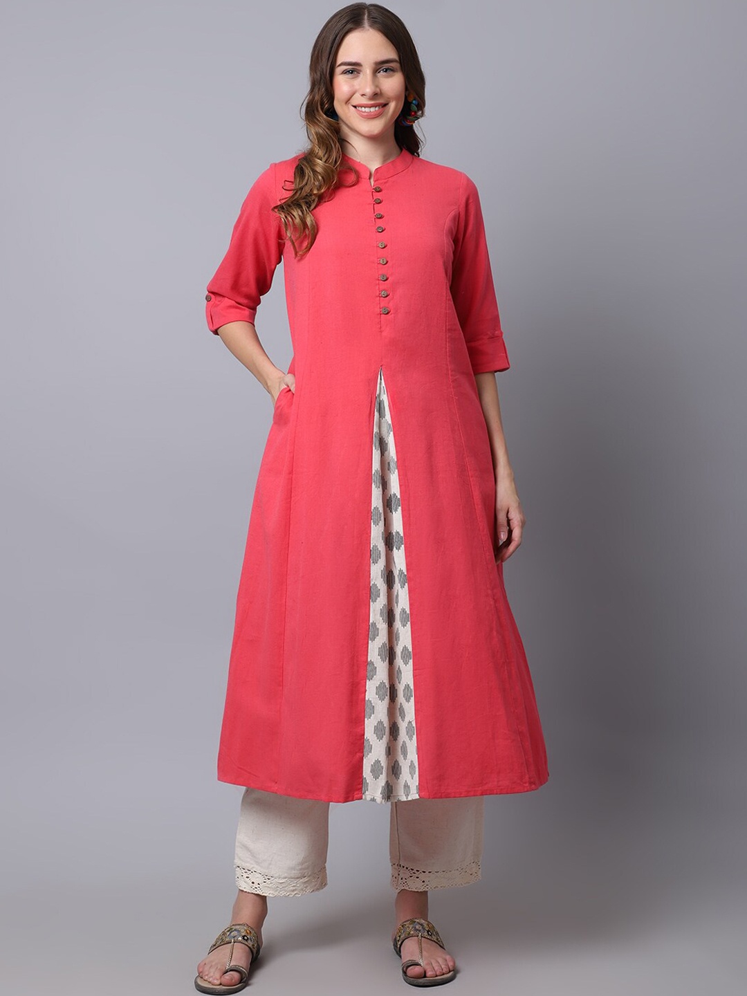 

Pistaa Women Peach-Coloured Thread Work Kurta