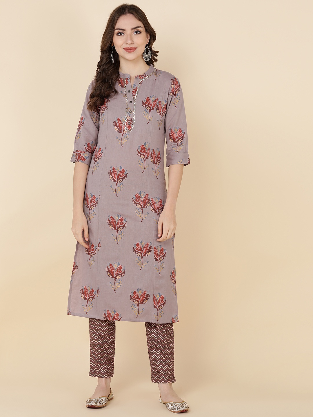 

MAAND Women Coffee Brown Floral Printed Kurta with Trousers