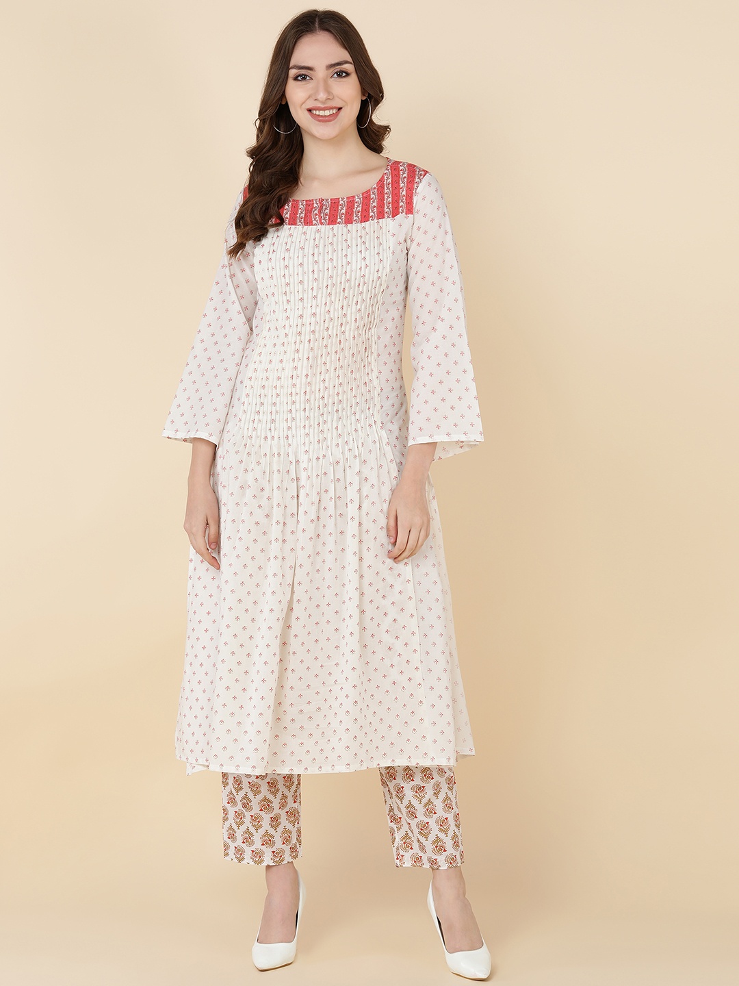 

MAAND Women White Ethnic Motifs Printed Pleated Pure Cotton Flared Kurta with Trousers