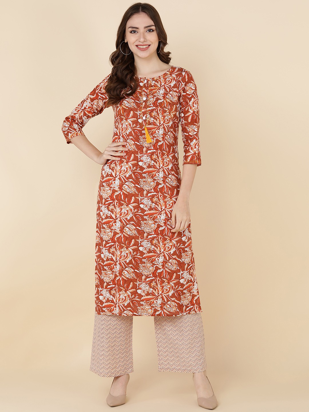 

MAAND Women Coffee Brown Floral Printed Kurta with Palazzos