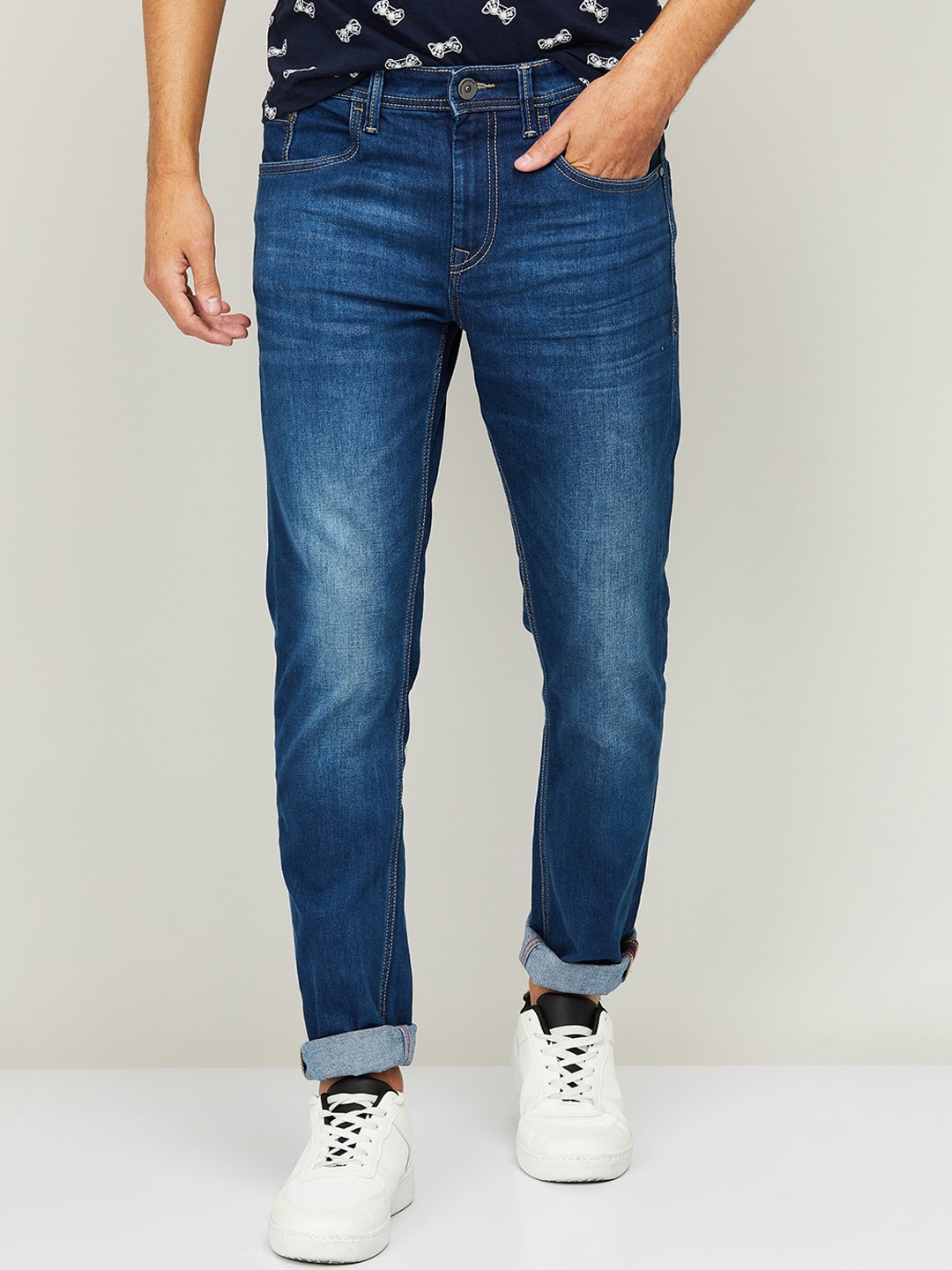 

Forca by Lifestyle Men Blue Comfort Heavy Fade Jeans