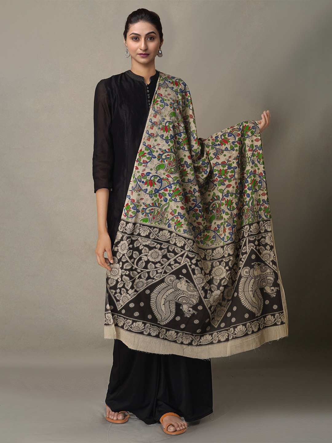 

Unnati Silks Grey & Black Ethnic Motifs Printed Pure Cotton Kalamkari Dupatta