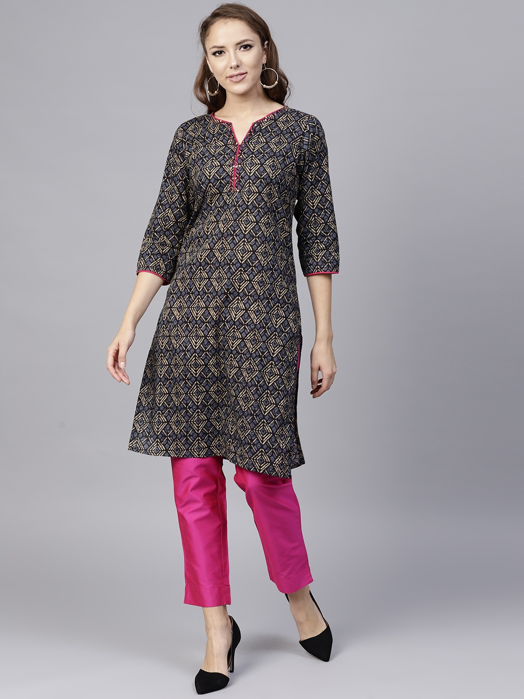 

Jaipur Kurti Women Black & Grey Printed Straight Kurta