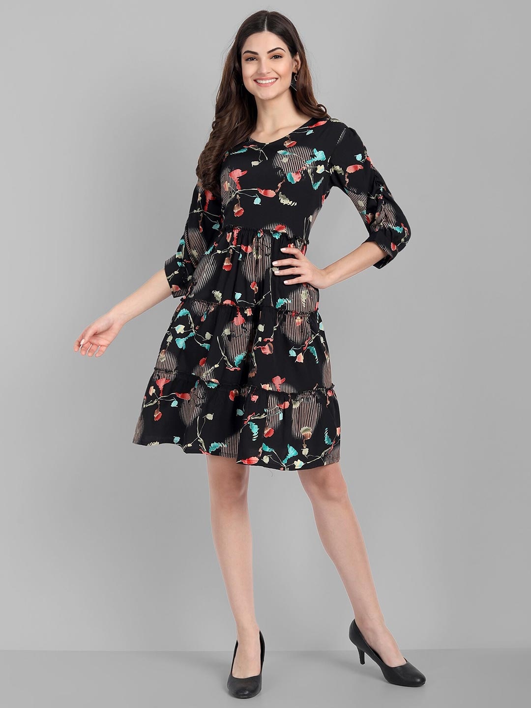 

SINGNI Black Printed Crepe Dress