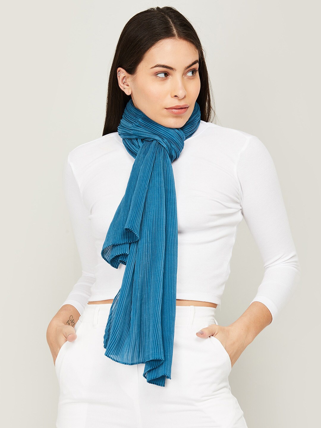 

Ginger by Lifestyle Women Blue Striped Ribbed Stole