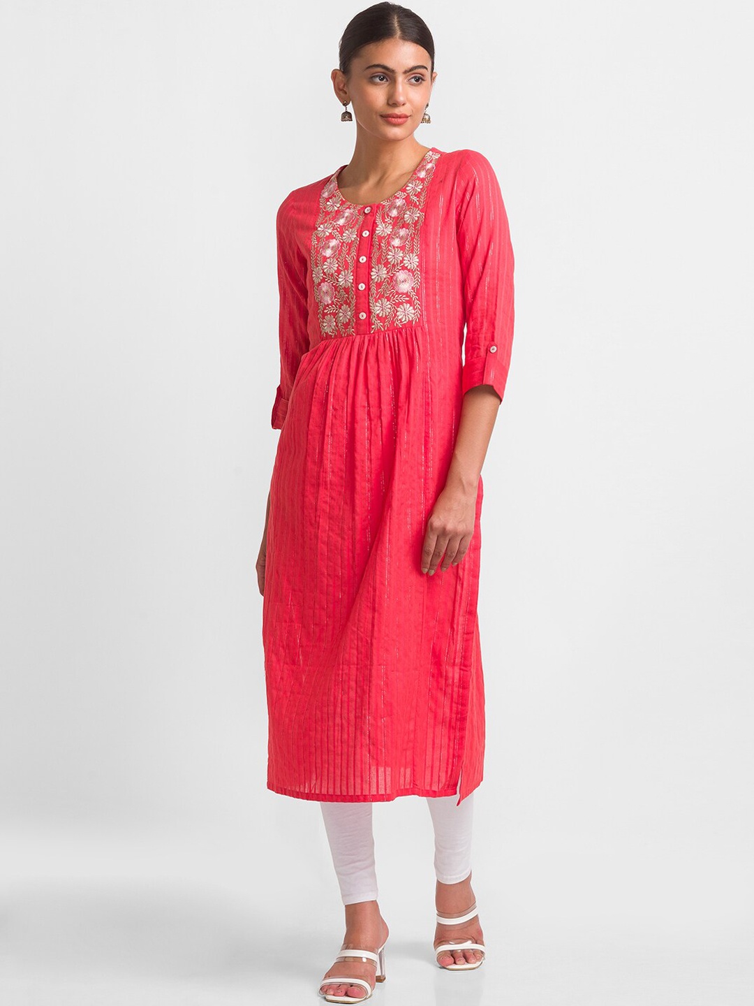 

Globus Women Coral Floral Yoke Design Thread Work Kurta
