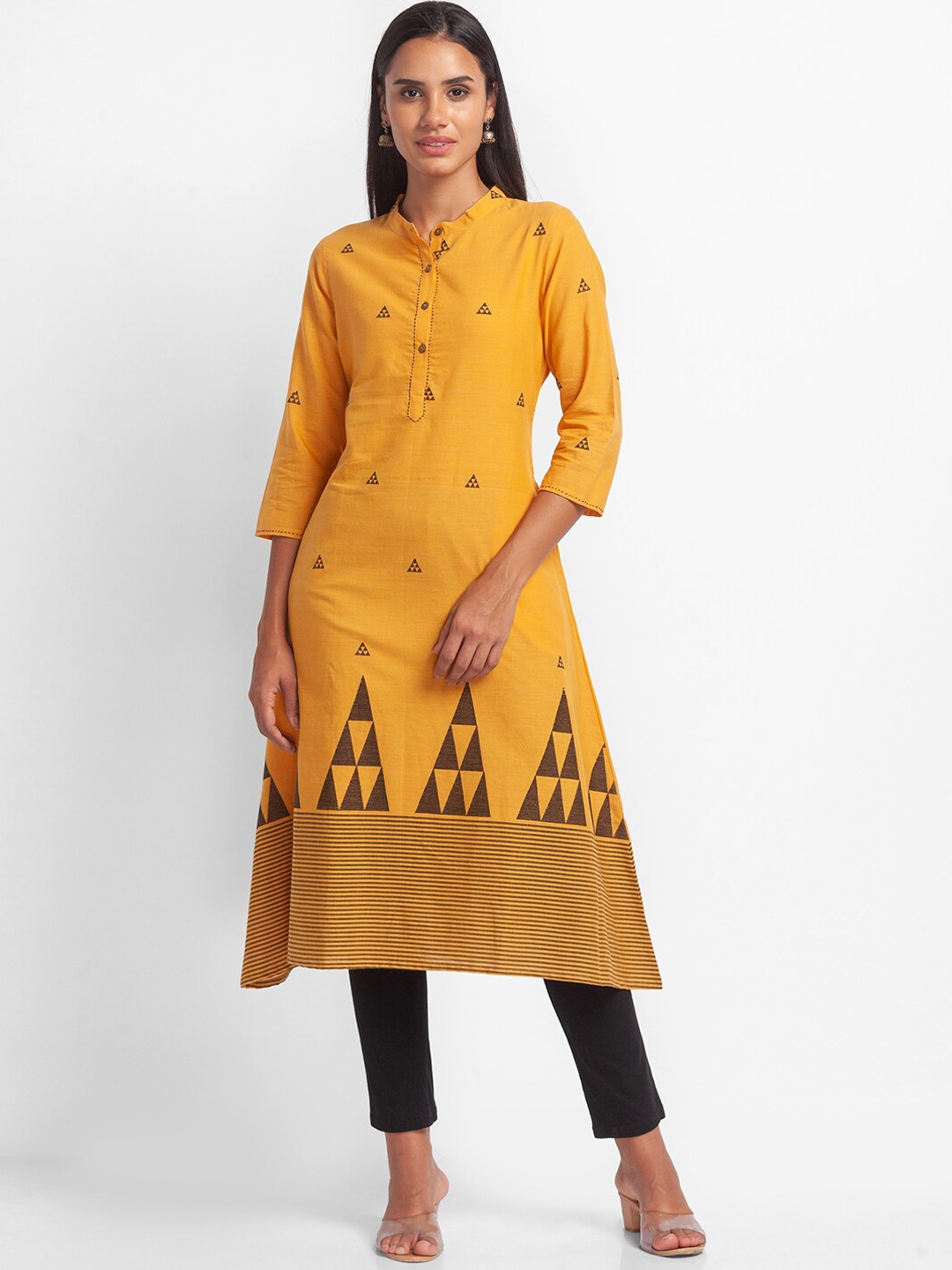 

Globus Women Mustard Yellow Yarn Dyed Kurta