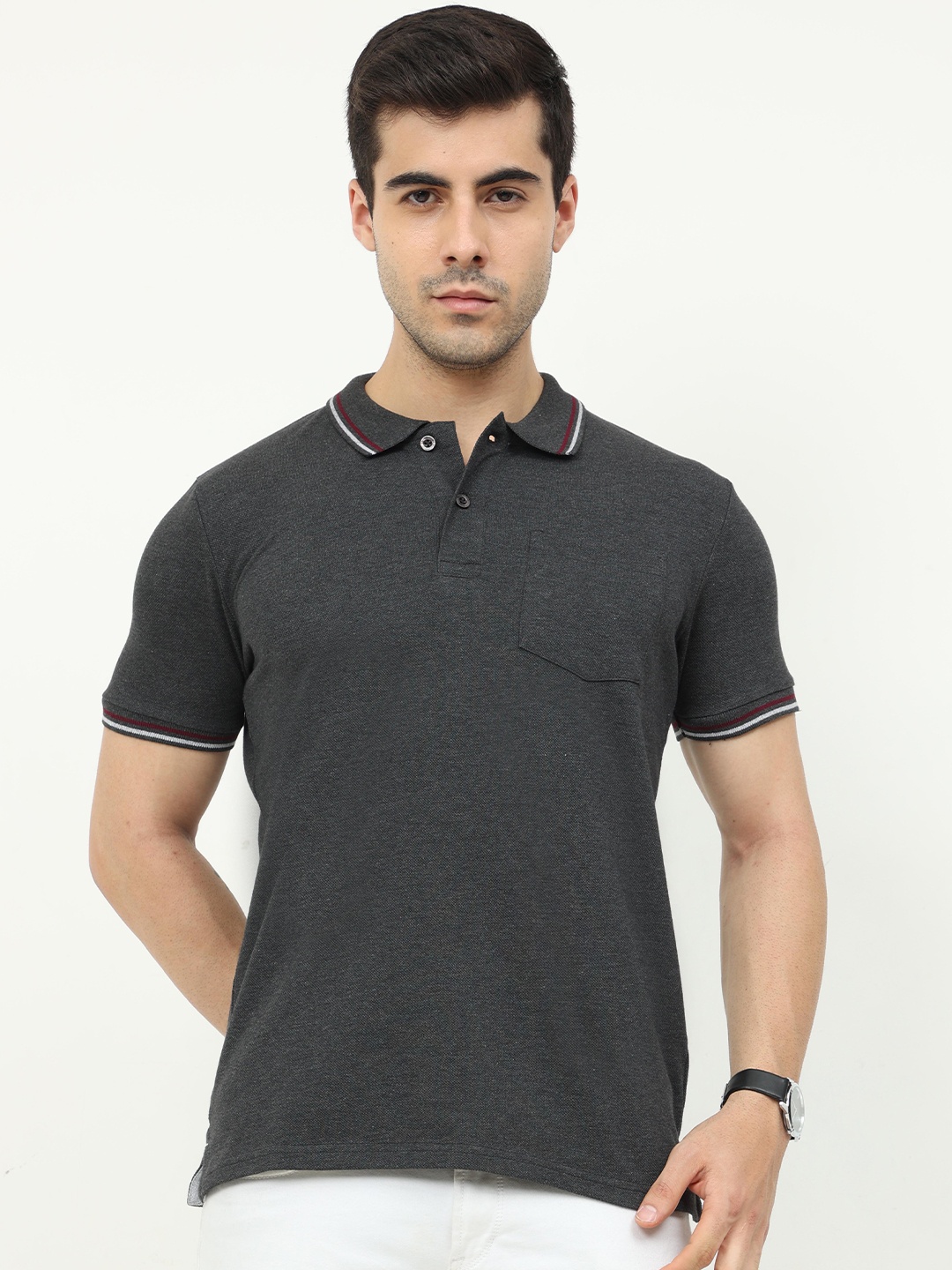 

Masculino Latino Plus Men Charcoal Polo Collar T-shirt