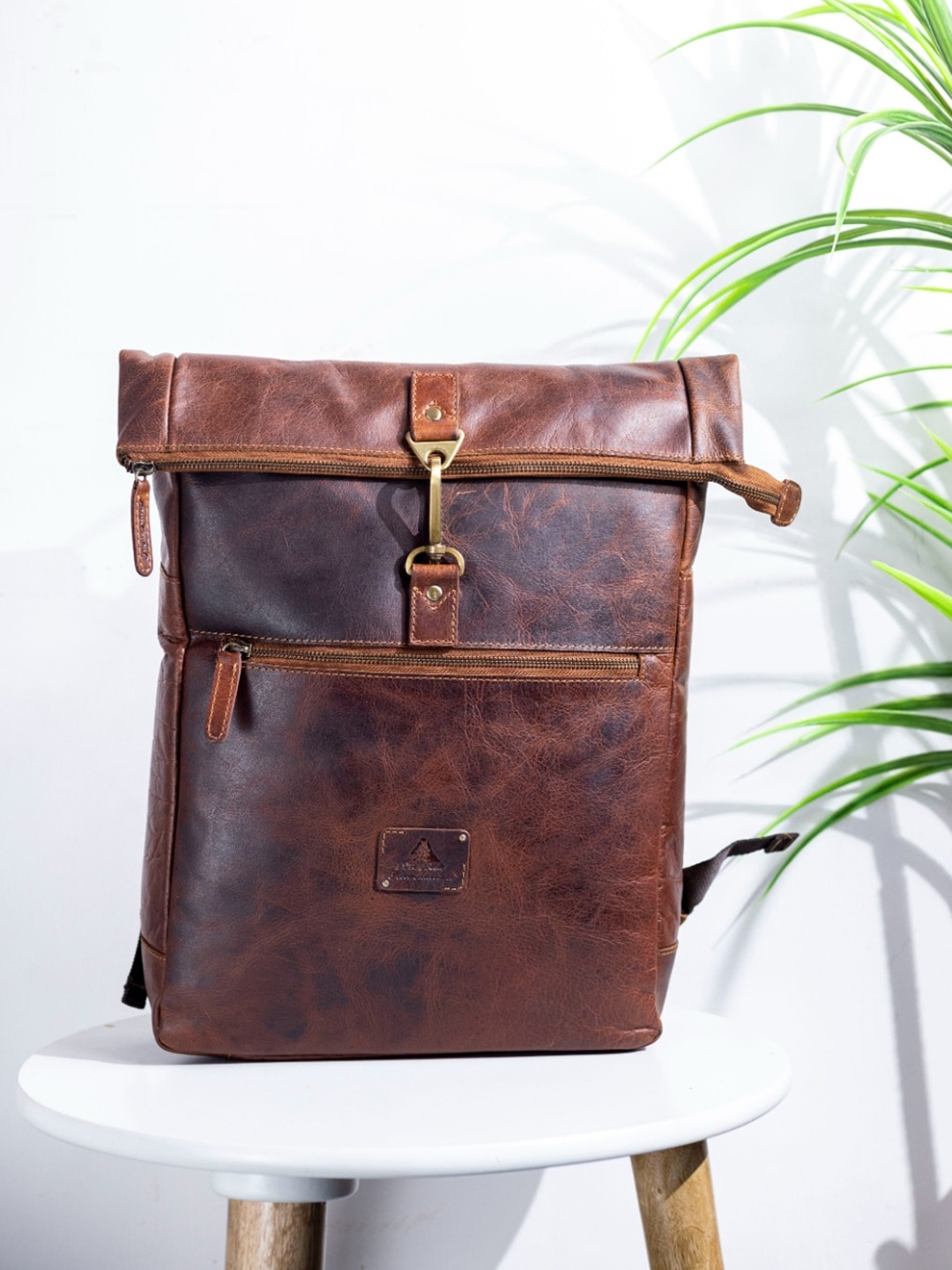 

Picco Massimo Unisex Brown Backpacks
