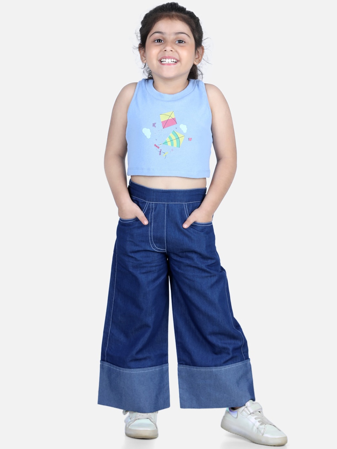 

AWW HUNNIE Girls Blue Printed Top with Denim Trousers