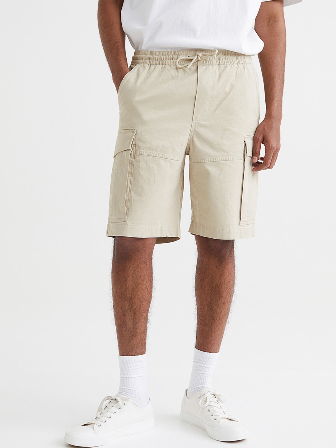 

H&M Men Beige Chino Shorts