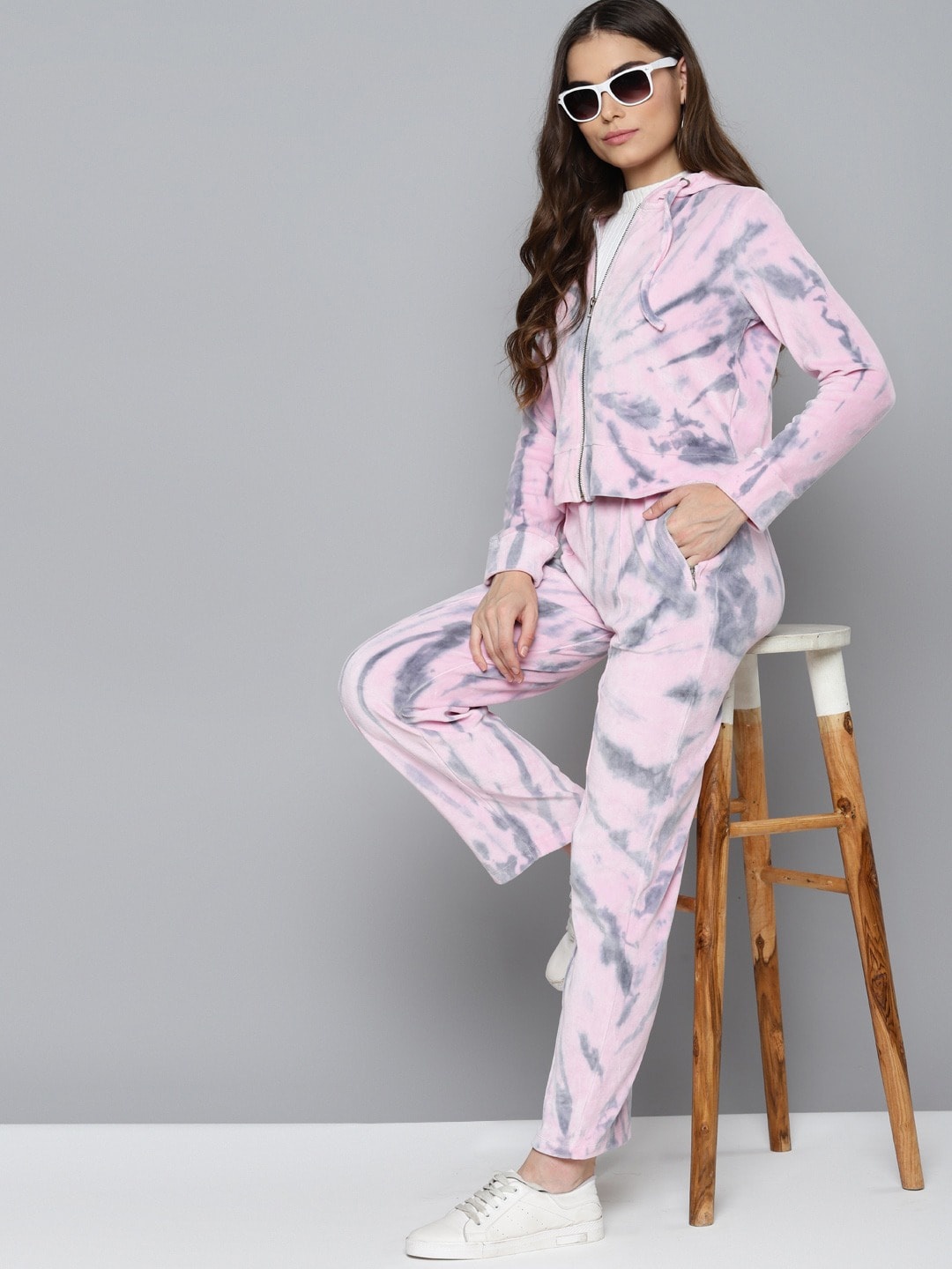 

VividArtsy Women Pink Tie & Dye Printed Co-Ords