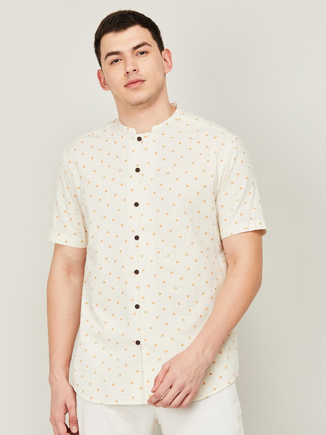 

Melange by Lifestyle Men Beige Printed Cotton Casual Shirt