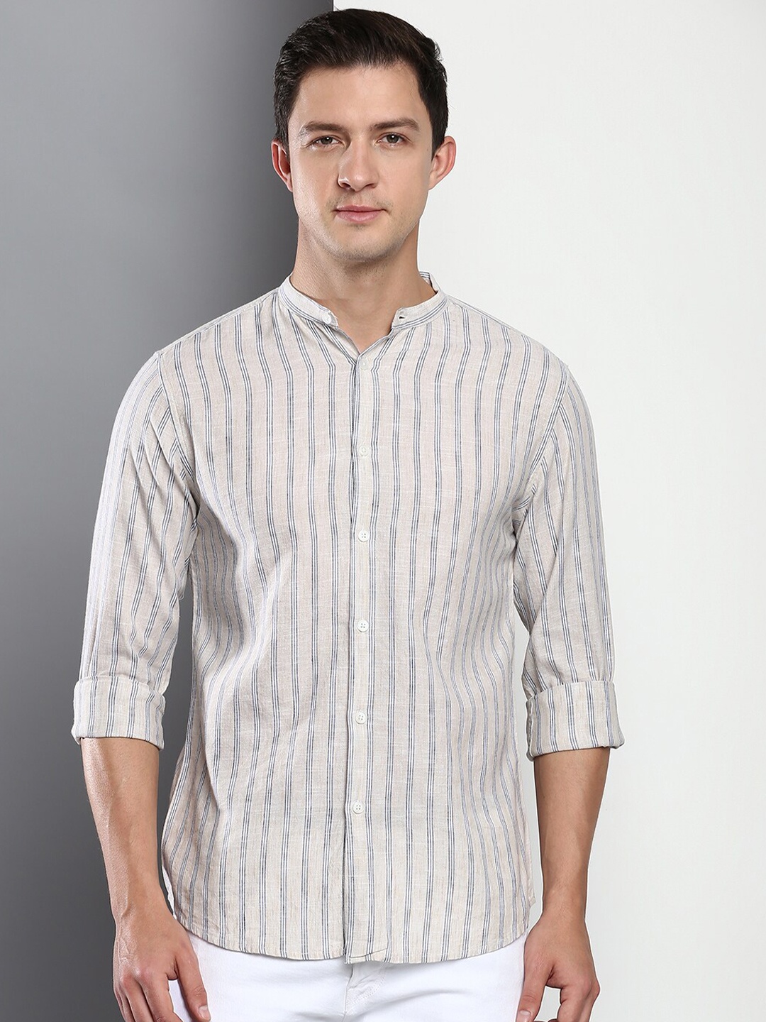

Dennis Lingo Men Beige Slim Fit Striped Cotton Linen Casual Shirt