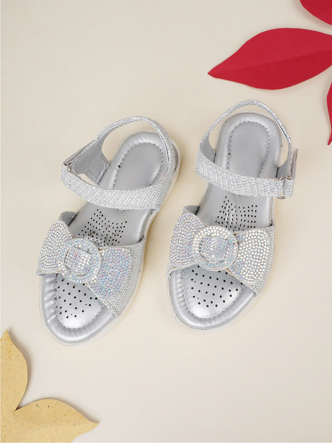 

Style Shoes Girls Silver-Toned Ethnic Comfort Sandals