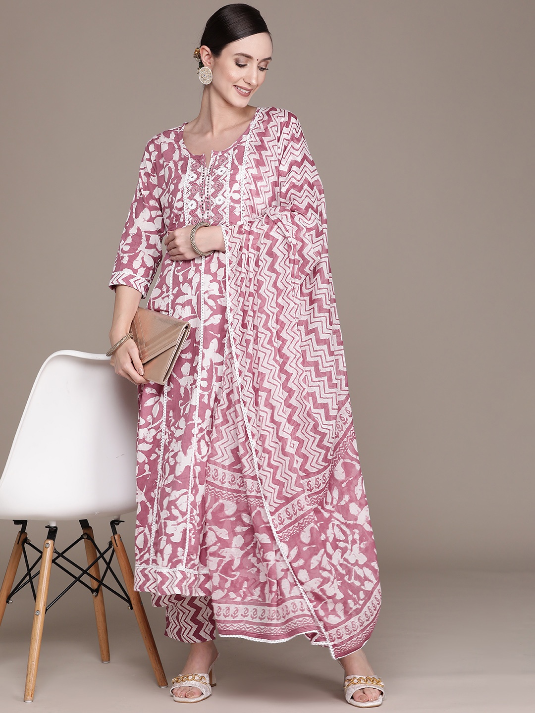 

Ishin Women Mauve Floral Printed Mirror Work Kurta with Trousers & With Dupatta