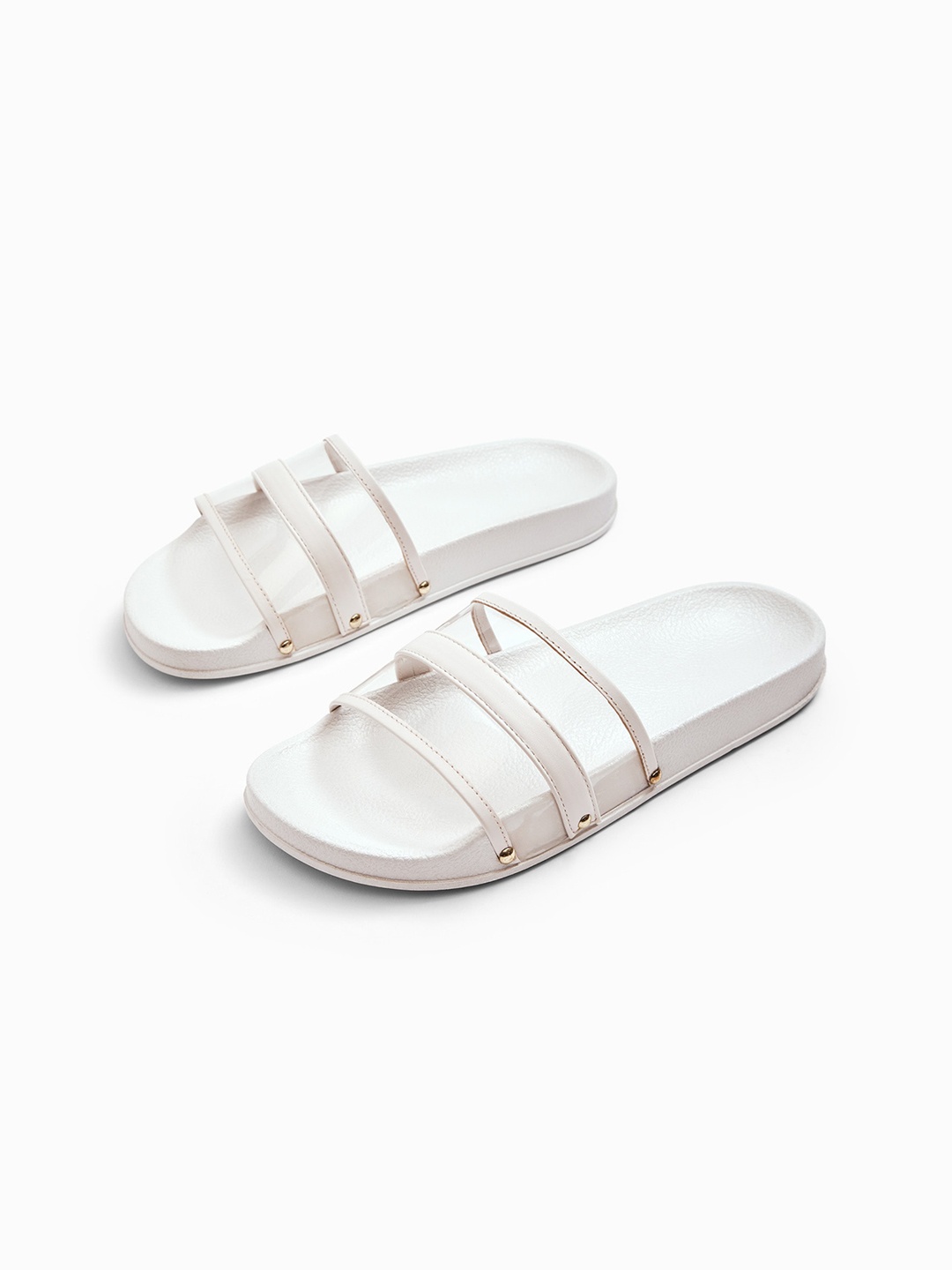 

The Label Life Women White Solid Vinyl Sliders