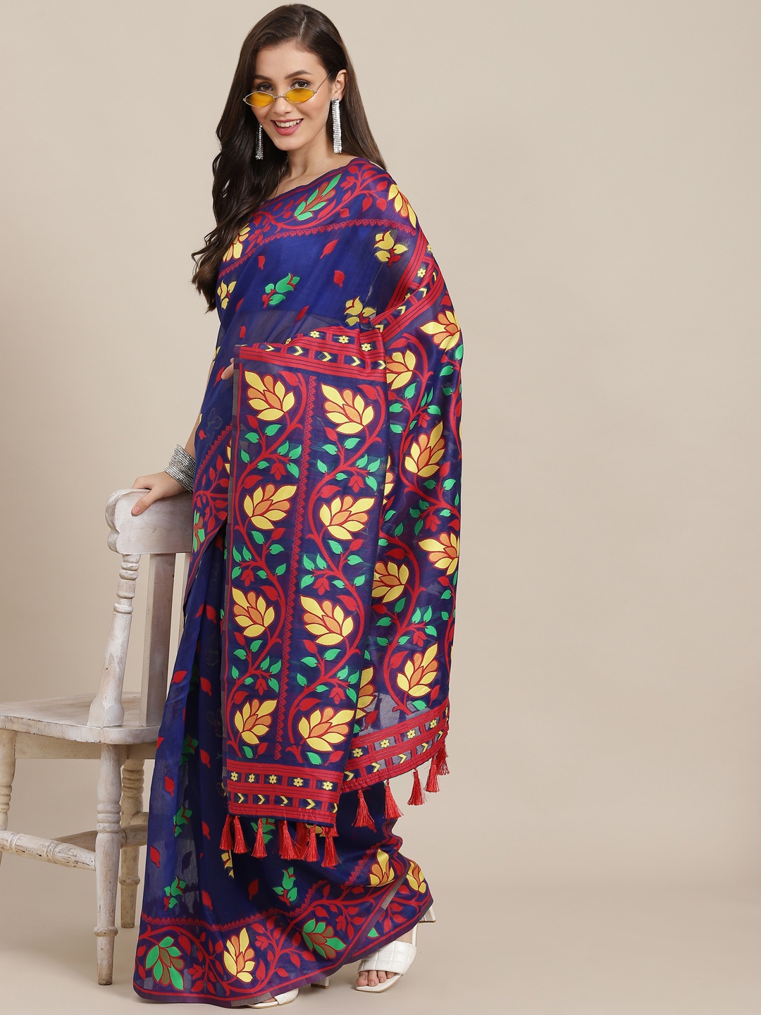 

Silk Land Navy Blue & Red Floral Pure Cotton Jamdani Saree