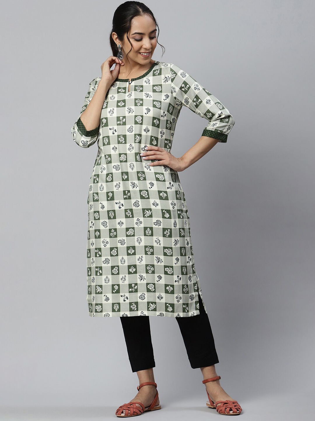 

AURELIA Women Checker & Floral Printed Keyhole Neck Rayon Twill Straight Kurta, Green