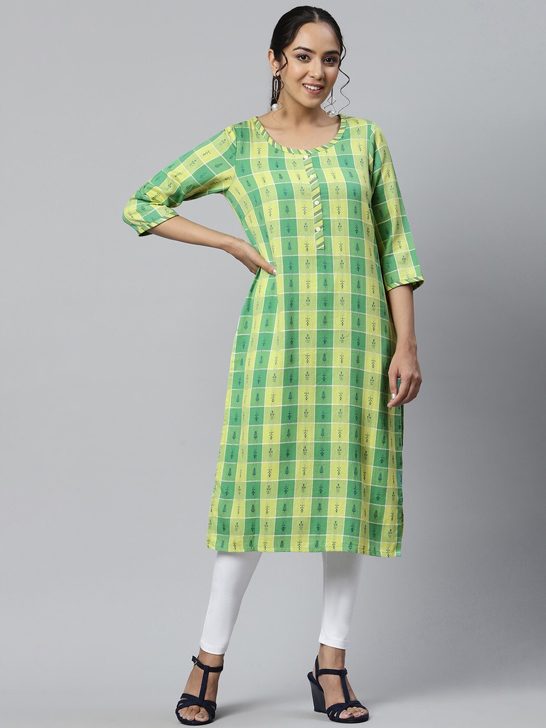 

AURELIA Women Checked Asymmetric Kurta, Green