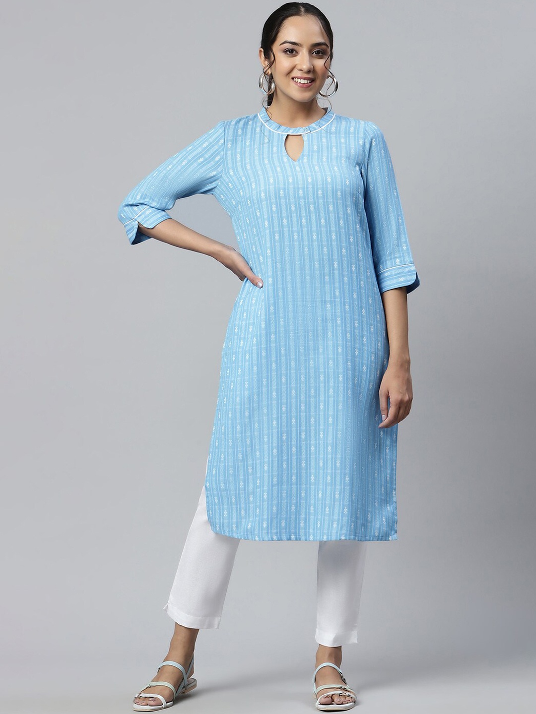 

AURELIA Women's Blue Checked Keyhole Neck Cotton Dobby Ethnic Kurta