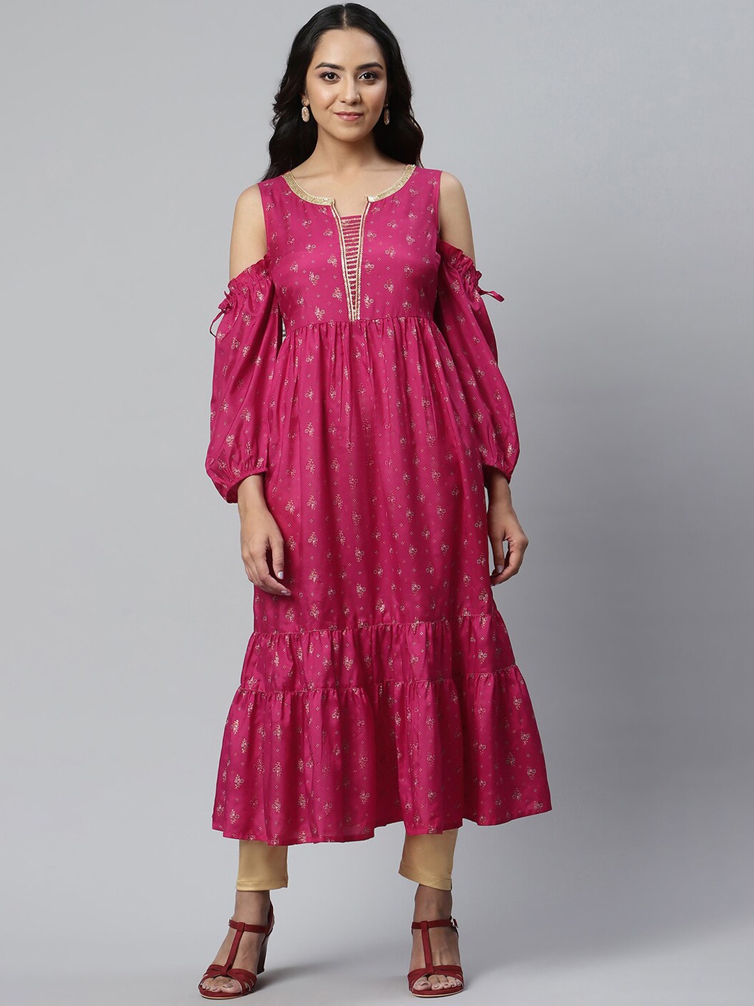 

AURELIA Women Printed Cold-Shoulder Sleeves Floral Handloom Anarkali Kurta, Pink