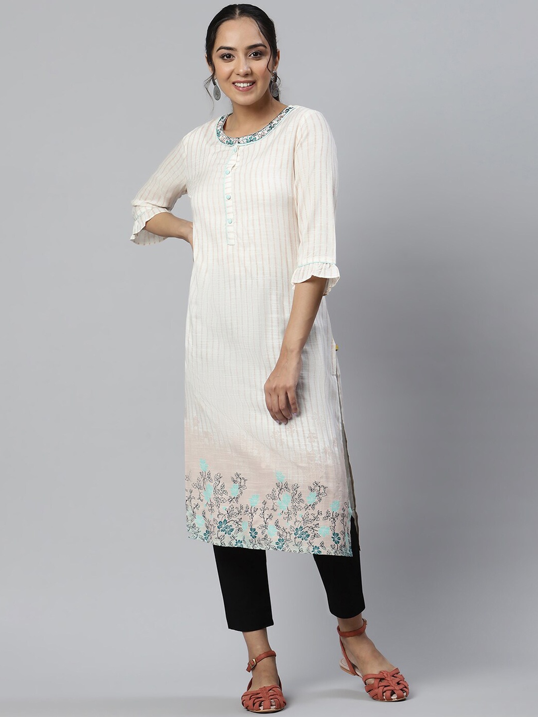 

AURELIA Women Pink Thread Work Floral Kurta