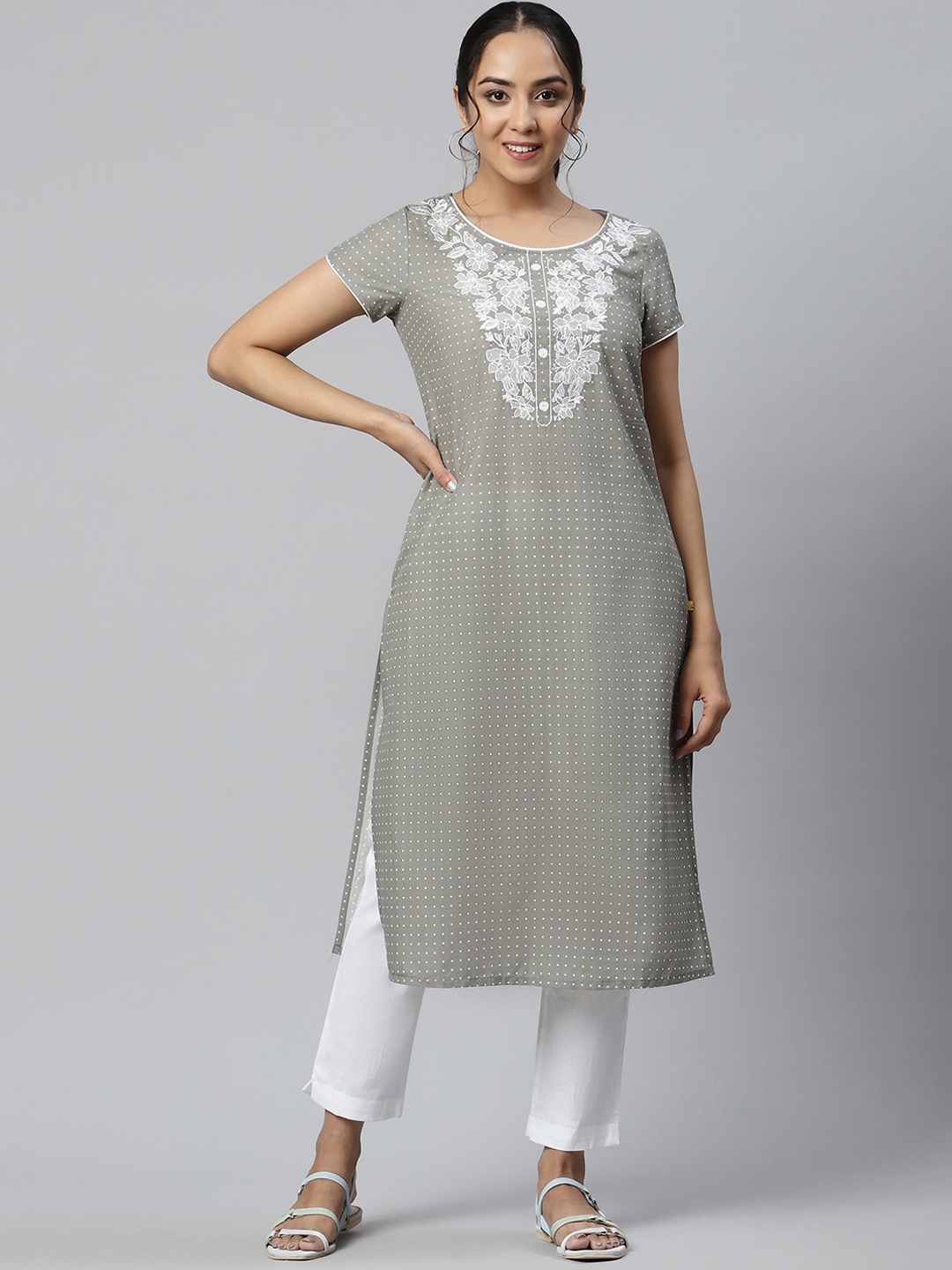 

AURELIA Women Floral Thread Work Kurta, Grey