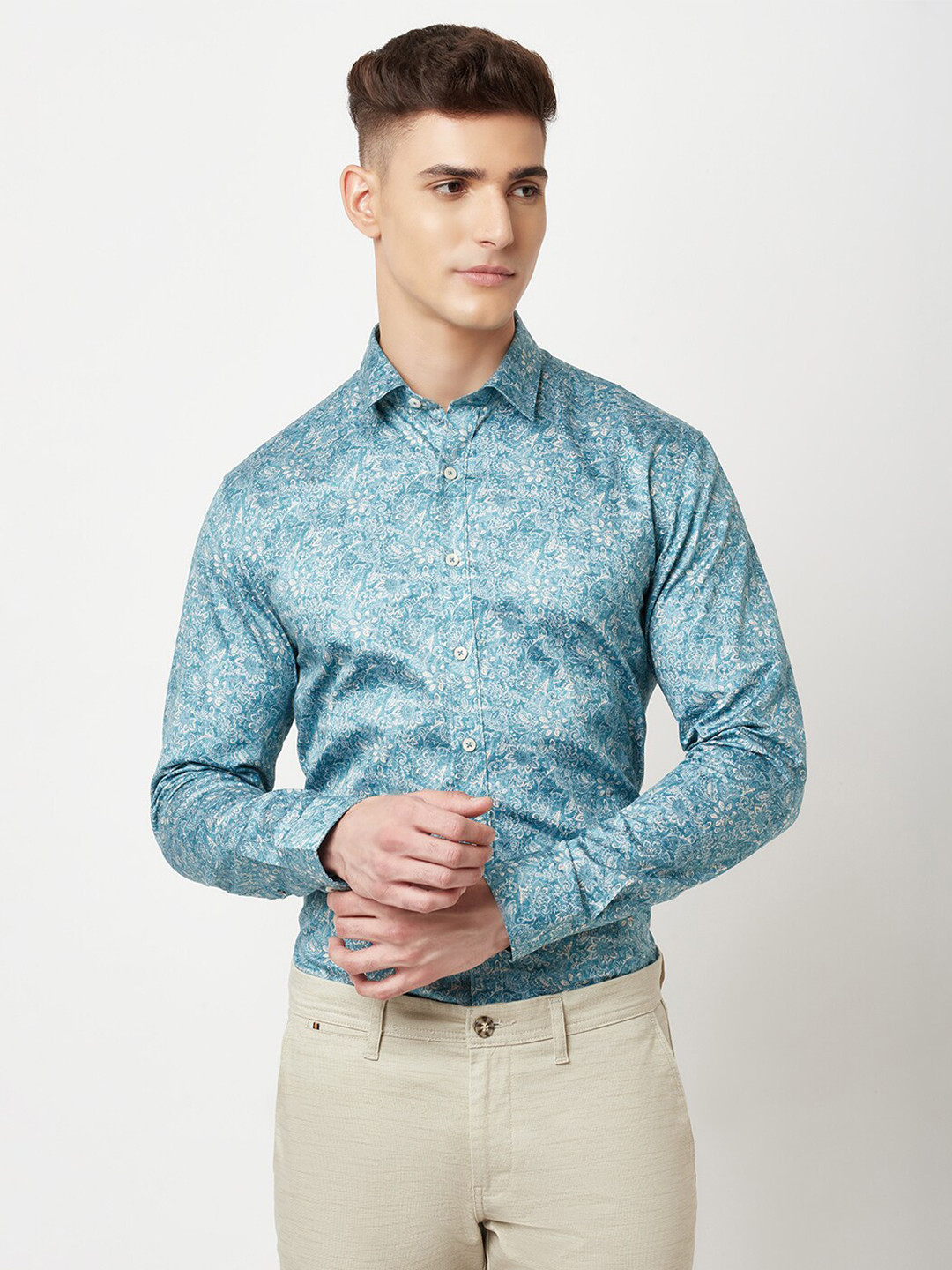 

Blue Buddha Men Blue Regular Fit Printed Casual Shirt