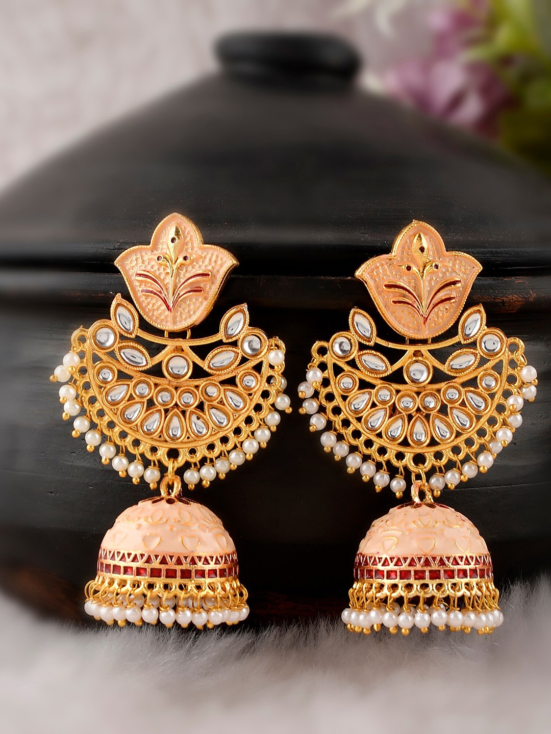 

DASTOOR Peach & White Gold-Plated Dome Shaped Jhumkas Earrings