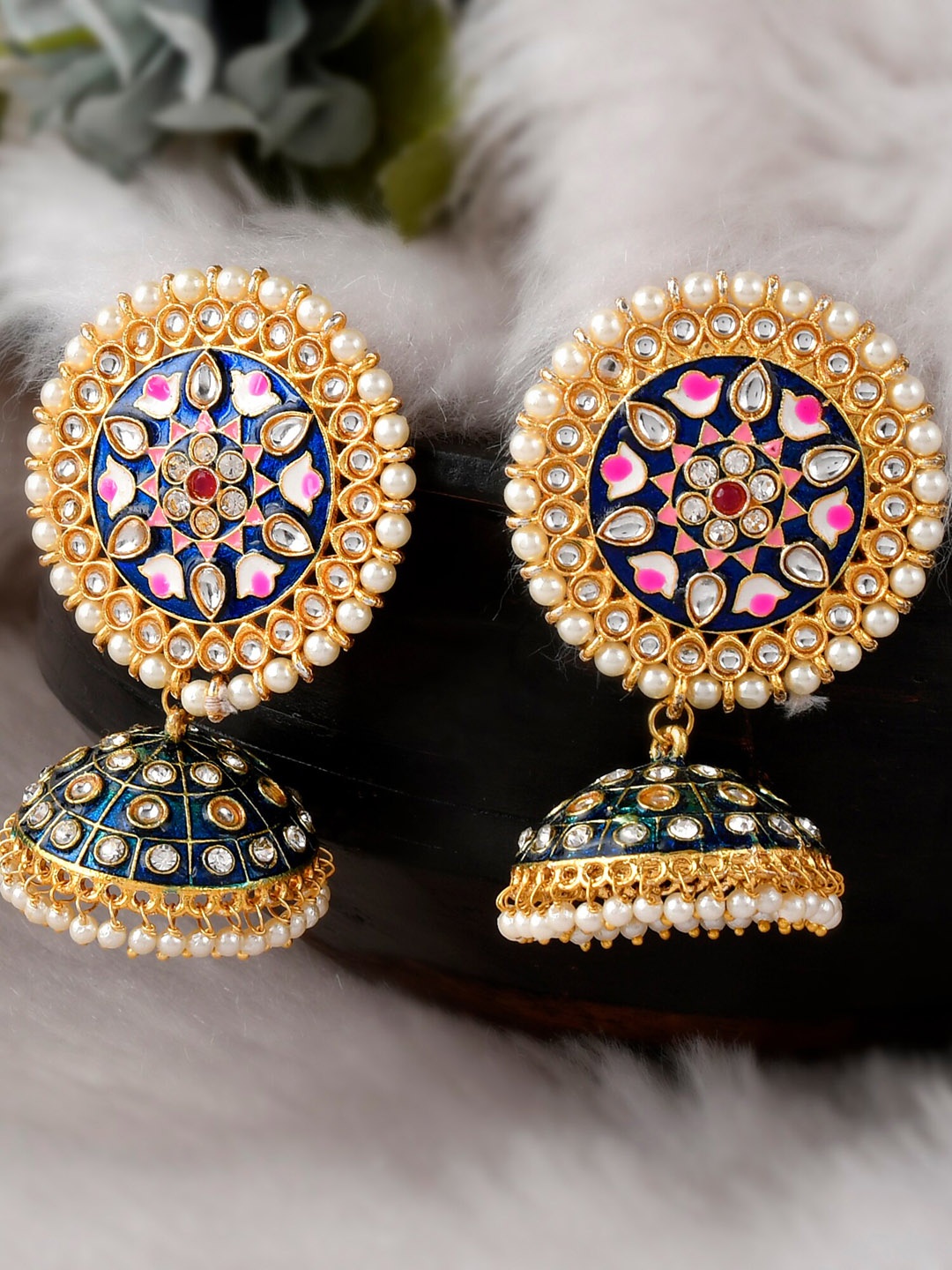 

DASTOOR Gold-Toned & Green Contemporary Jhumkas Earrings