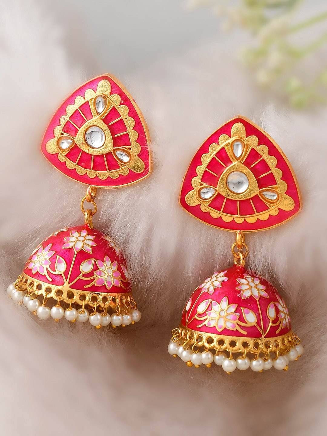 

DASTOOR Pink & White Gold-Plated Dome Shaped Jhumkas Earrings