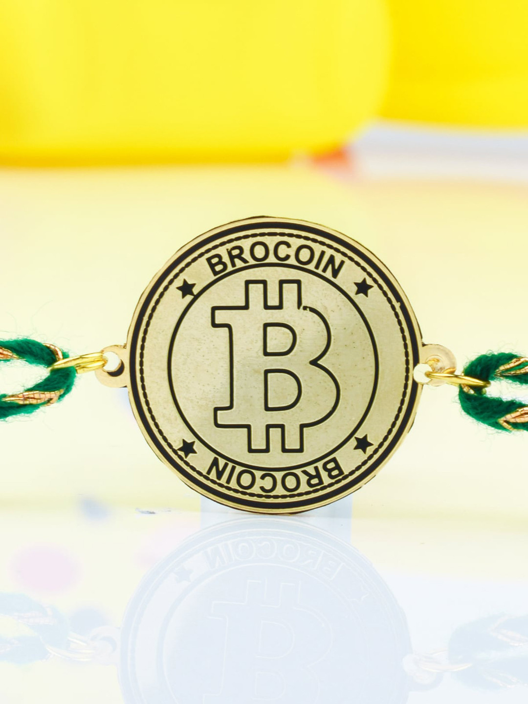 

Bigsmall Unisex Bronze-Toned Brocoin Metallic Green Rakhi