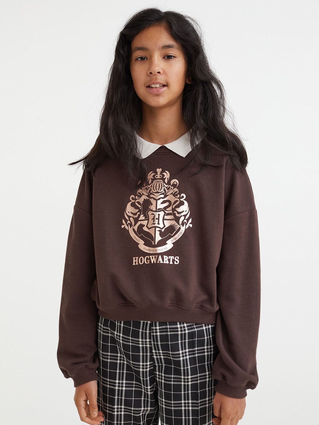 

H&M Girls Brown Boxy Printed Sweatshirt